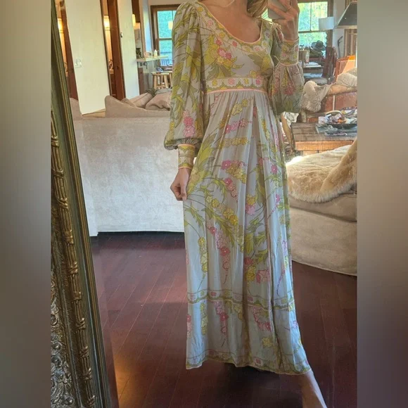 slim fit dress slacks 1970s Green Velvet Emilio Pucci Dress – Shrimpton Couture main image 0